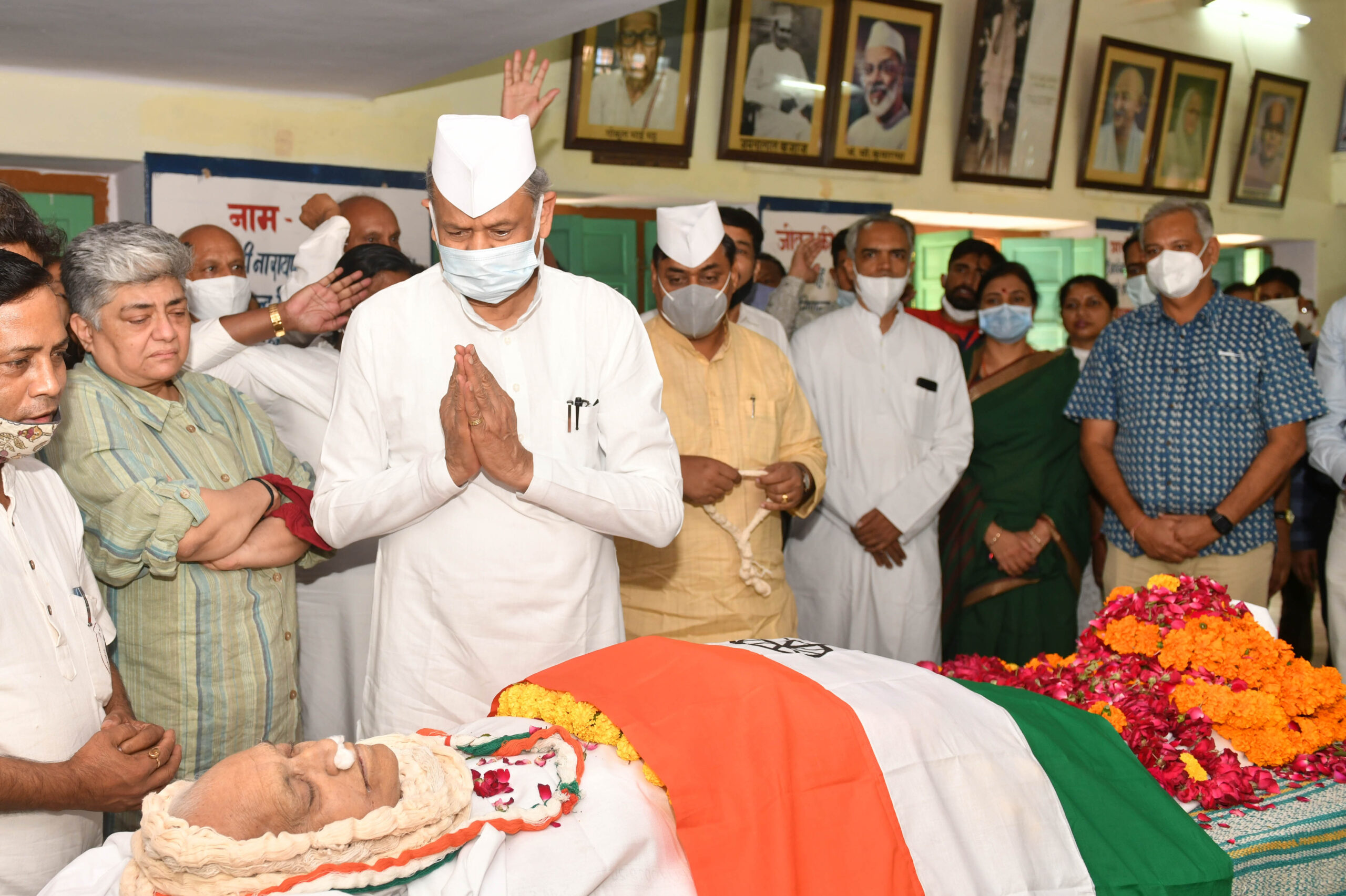 प्रसिद्ध गांधीवादी विचारक डॉ. सुब्बाराव के निधन पर मुख्यमंत्री की संवेदना