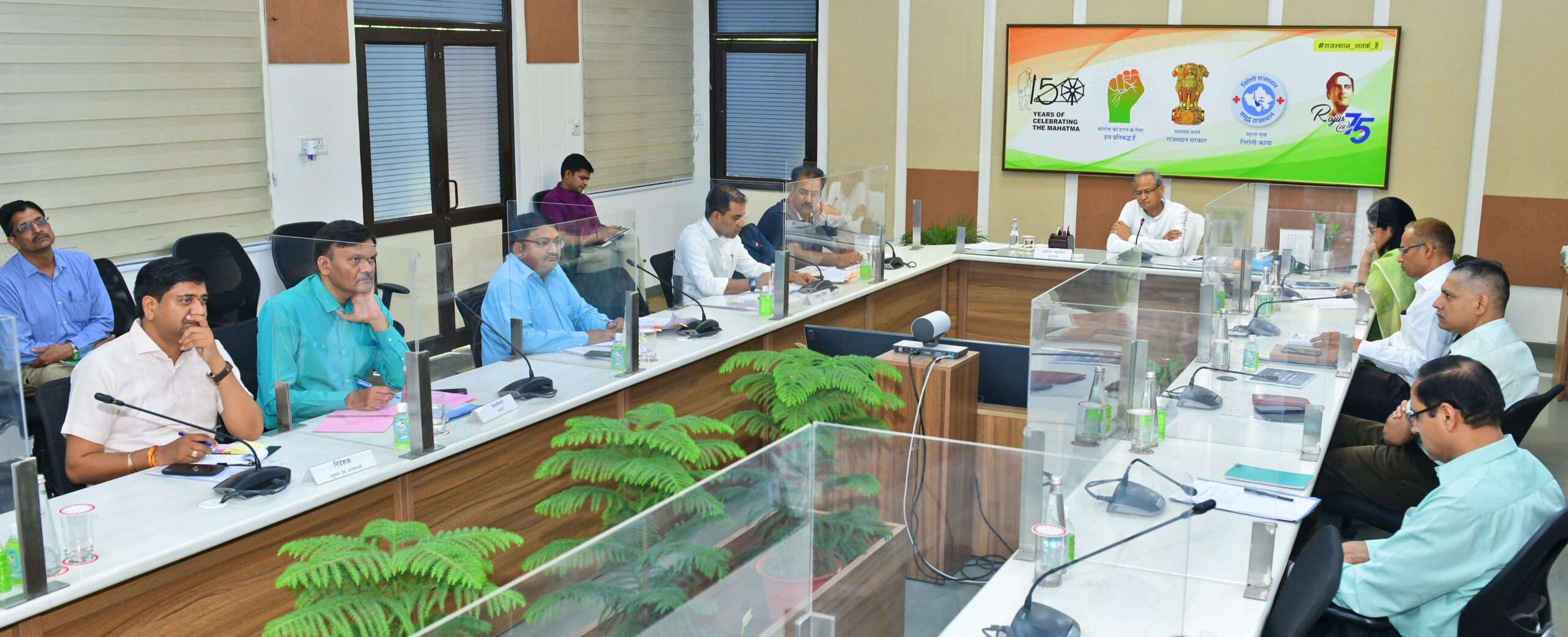 मुख्यमंत्री अशोक गहलोत ने कहा राष्ट्रीय खाद्य सुरक्षा अधिनियम के तहत सभी पात्र लाभार्थियों को मिले राशन