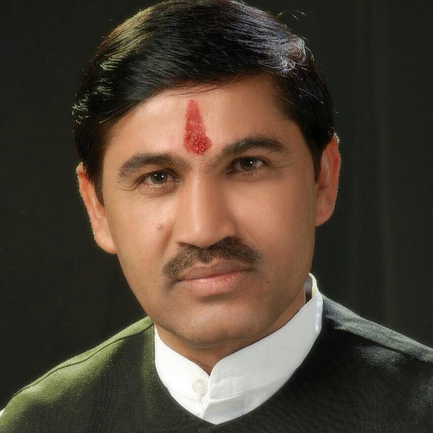 ग्रामीण विकास एवं पंचायती राज मंत्री ने ली भीलवाड़ा में विभागीय अधिकारियों की समीक्षा बैठक
