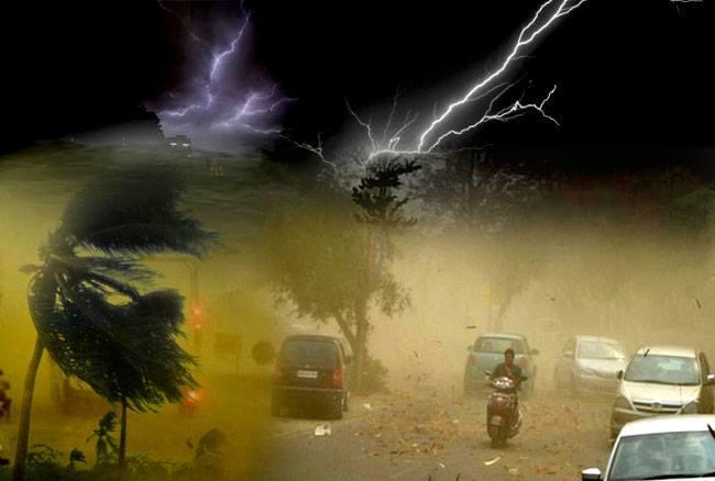 भारत में बारिश से कई राज्यों में हाहाकार