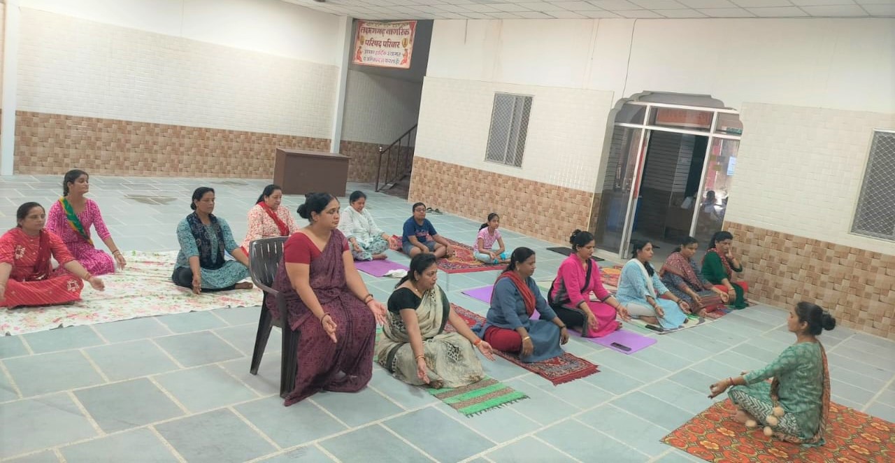 महिलाओं का योग प्रशिक्षण शिविर हुआ सम्पन्न