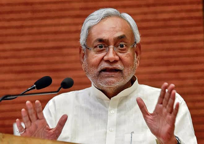 नीतीश कुमार ने नौंवी बार ली बिहार के सीएम पद की शपथ,पीएम मोदी ने दी बधाई