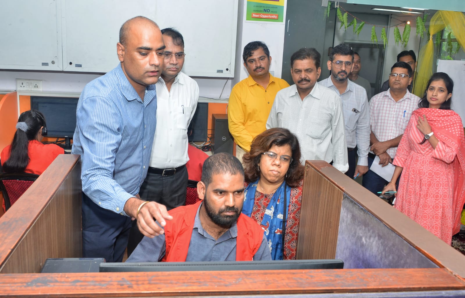 उपभोक्ताओं की बिजली संबंधी समस्याओं का संवेदनशीलता से हो समाधान-डिस्कॉम्स चेयरमैन