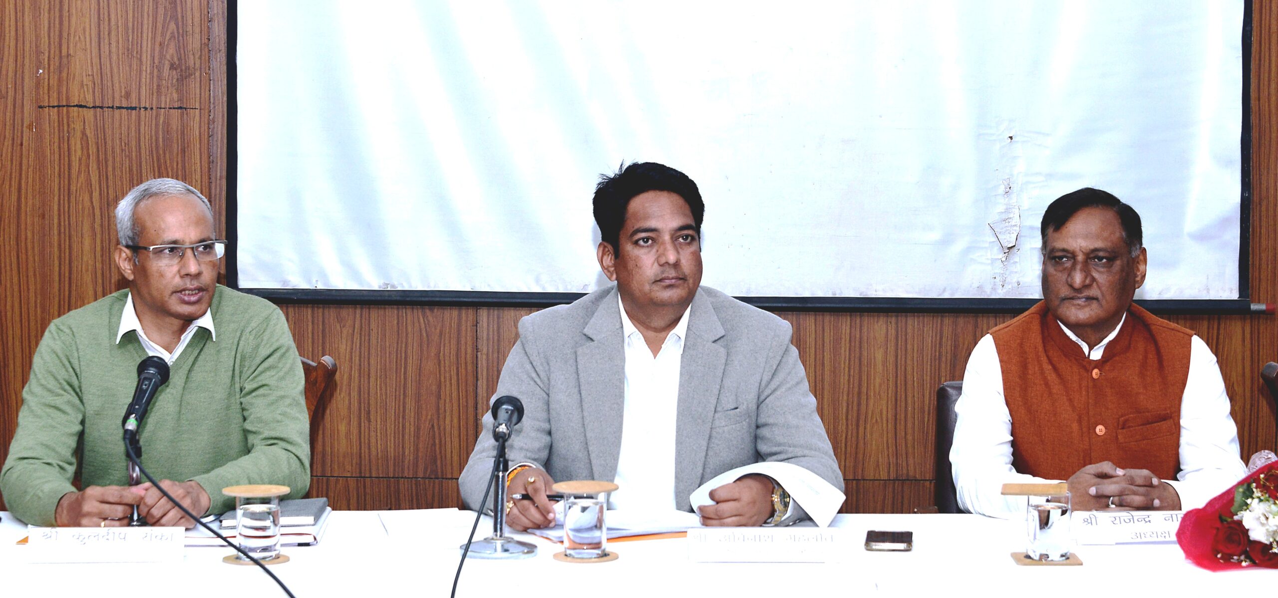सामाजिक उत्थान के लिए चलाई जा रही योजनाओं से पात्र लाभार्थी वंचित ना रहे-अविनाश गहलोत